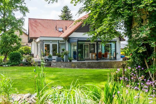Nobile veranda in anthracite spanning 6m on two posts, rear garden aspect