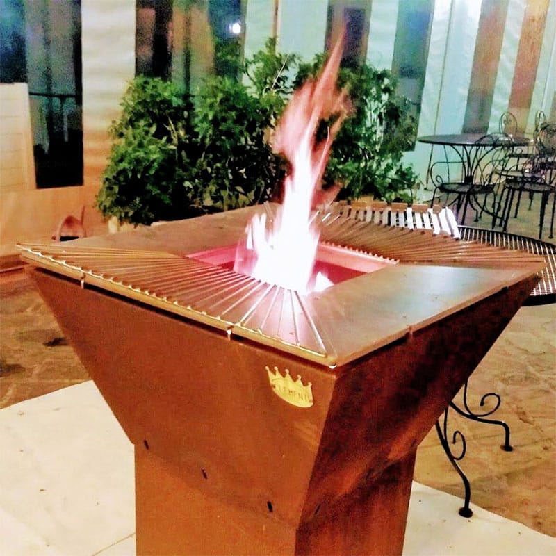 clementi colorado wood fired bbq grill product exterior view — view 6