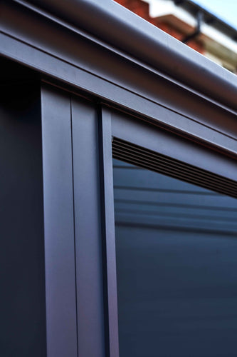 Aluminium Veranda | Deponti Pigato | Wide Span Up To 7m | Extra-Large Gutter | Glass Roof