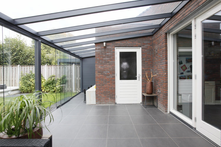 Aluminium Veranda | Deponti Pigato | Wide Span Up To 7m | Extra-Large Gutter | Glass Roof