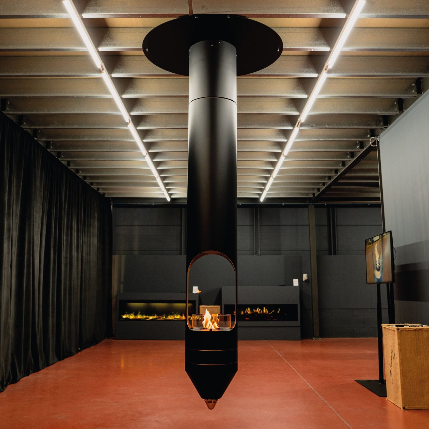 glammfire signature suspended fire product exterior view — view 4