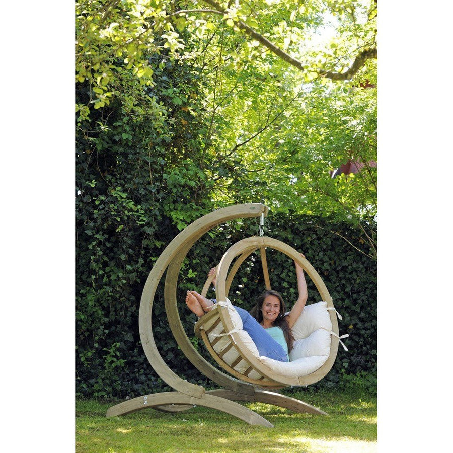 globo single egg chair stand product exterior view — view 3