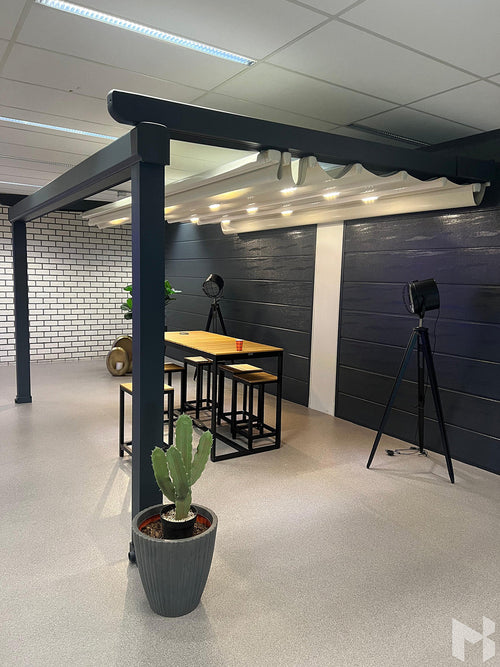 MB Adaptive by Roma Verandas - showroom