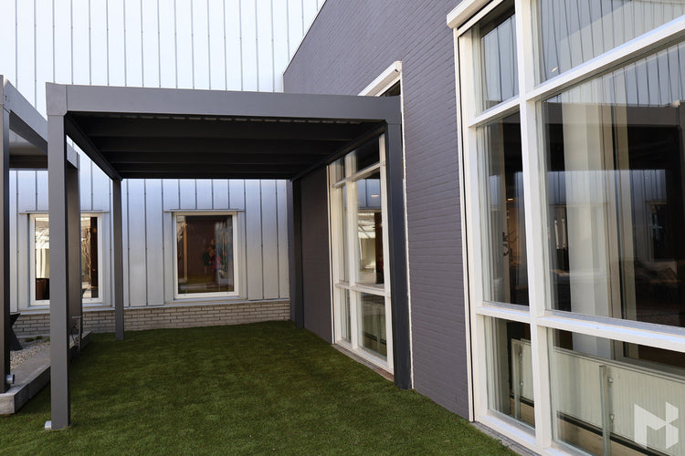 MB Carport by Roma Verandas - showroom