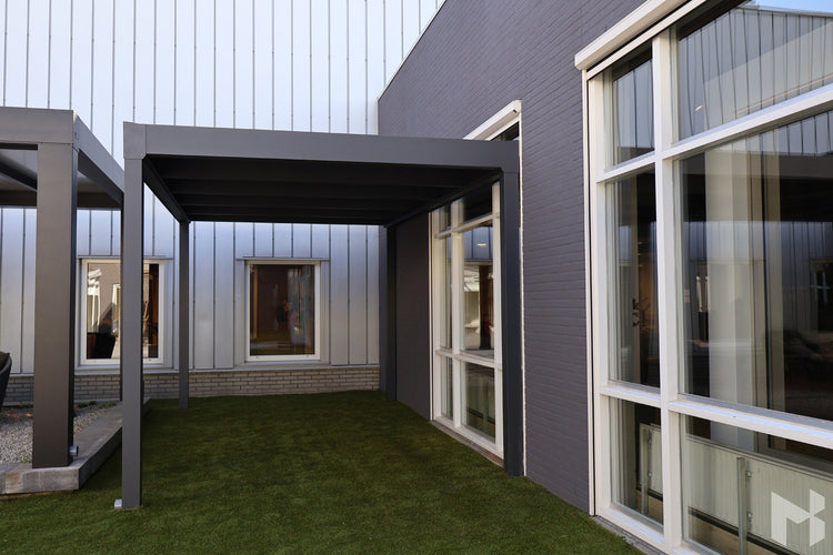 MB Carport by Roma Verandas - showroom