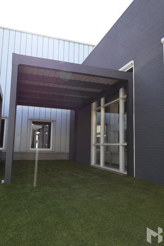 MB Carport by Roma Verandas - showroom