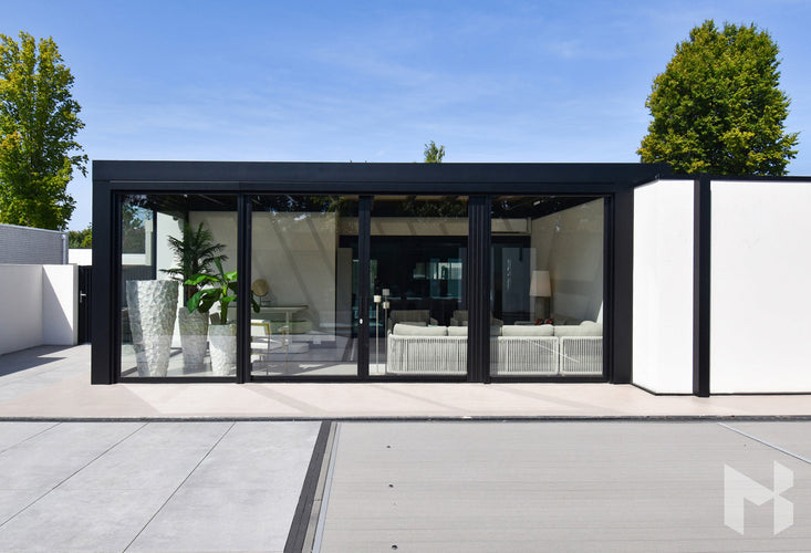 MB Cube Grand by Roma Verandas - front outside closed glass sliding glass doors