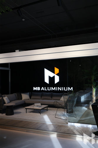 MB Solid by Roma Verandas - showroom