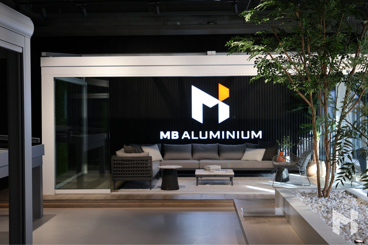 MB Solid by Roma Verandas - showroom