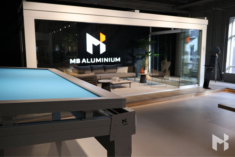 MB Solid by Roma Verandas - showroom