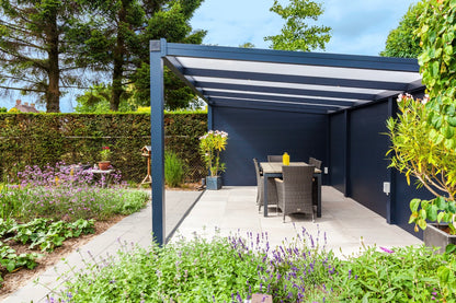 Cascina freestanding veranda in anthracite with concealed gutter and square post detail